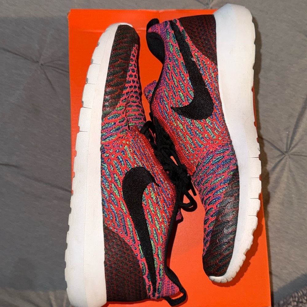 Nike Flyknit Roshe Runner